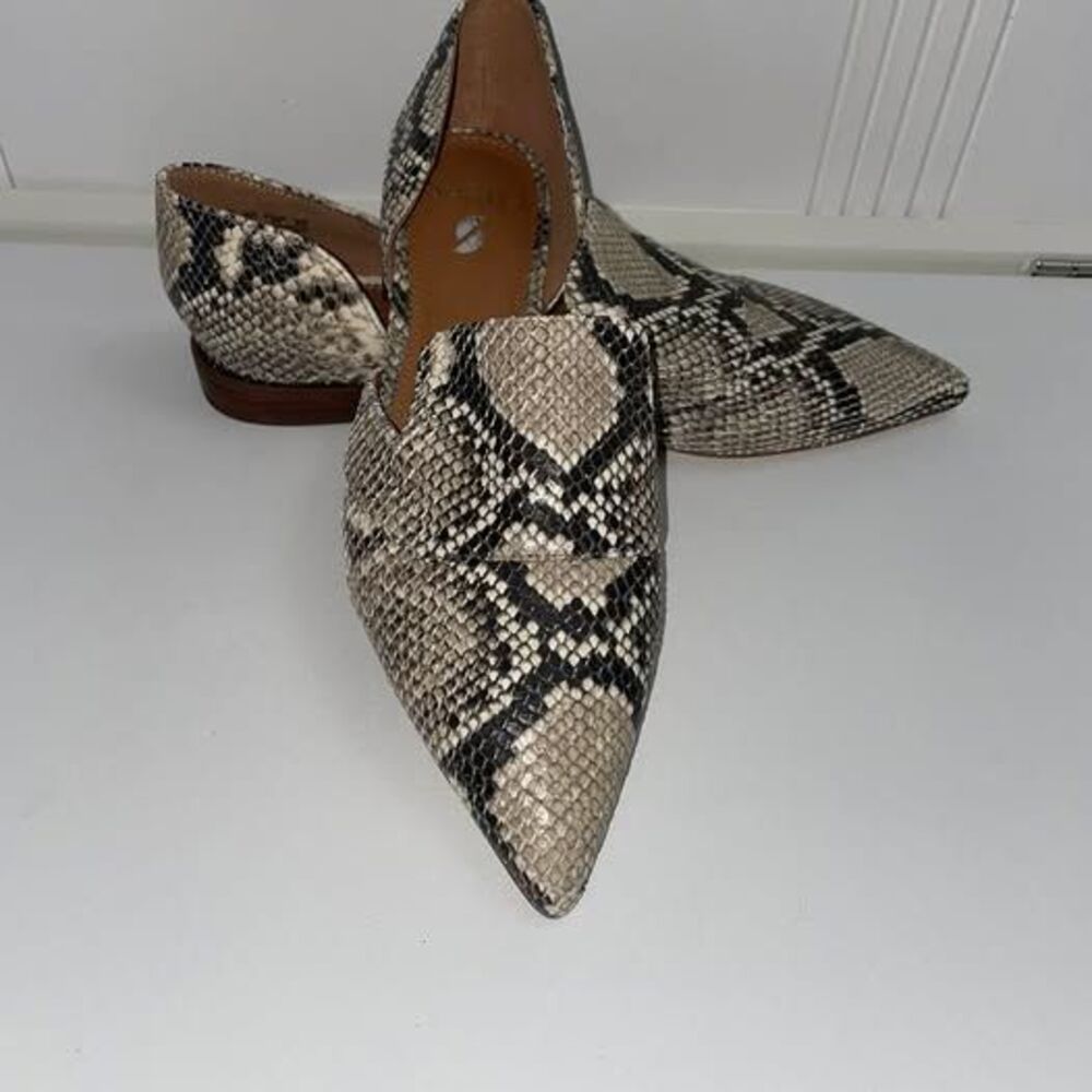 Sarto by Franco Sarto Toby Snakeskin Flats Size 9